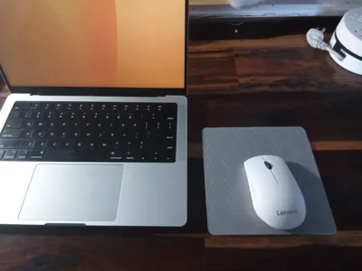 Hexagon-Texture Mouse Pad