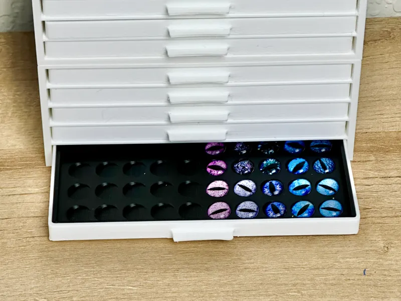 Simulated Eye Drawers
