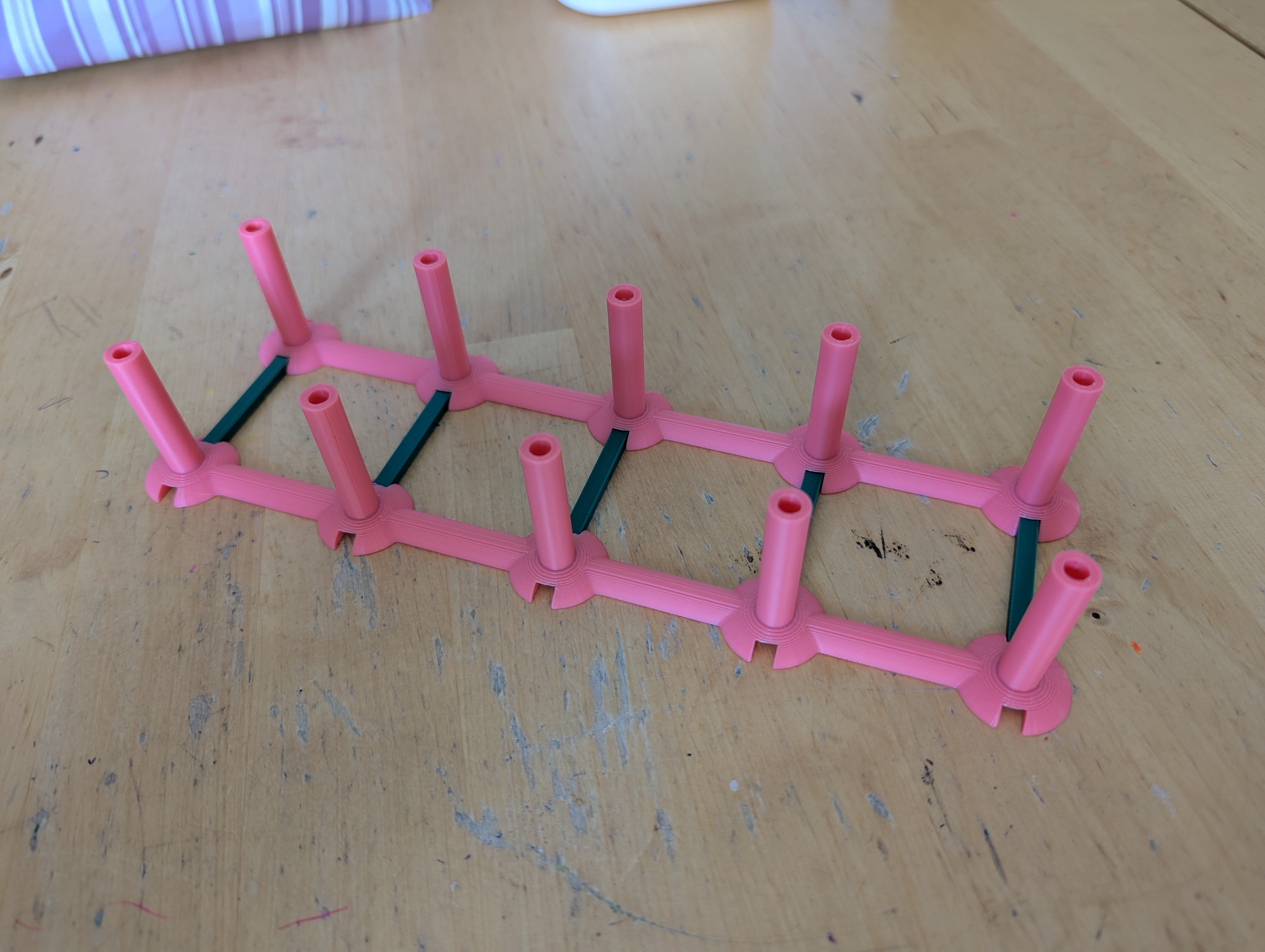 Miniatura 12 do modelo 3D Modular Cakepop Holder