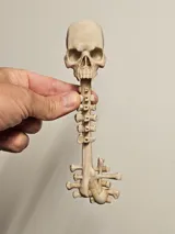 Декорация ключ с череп