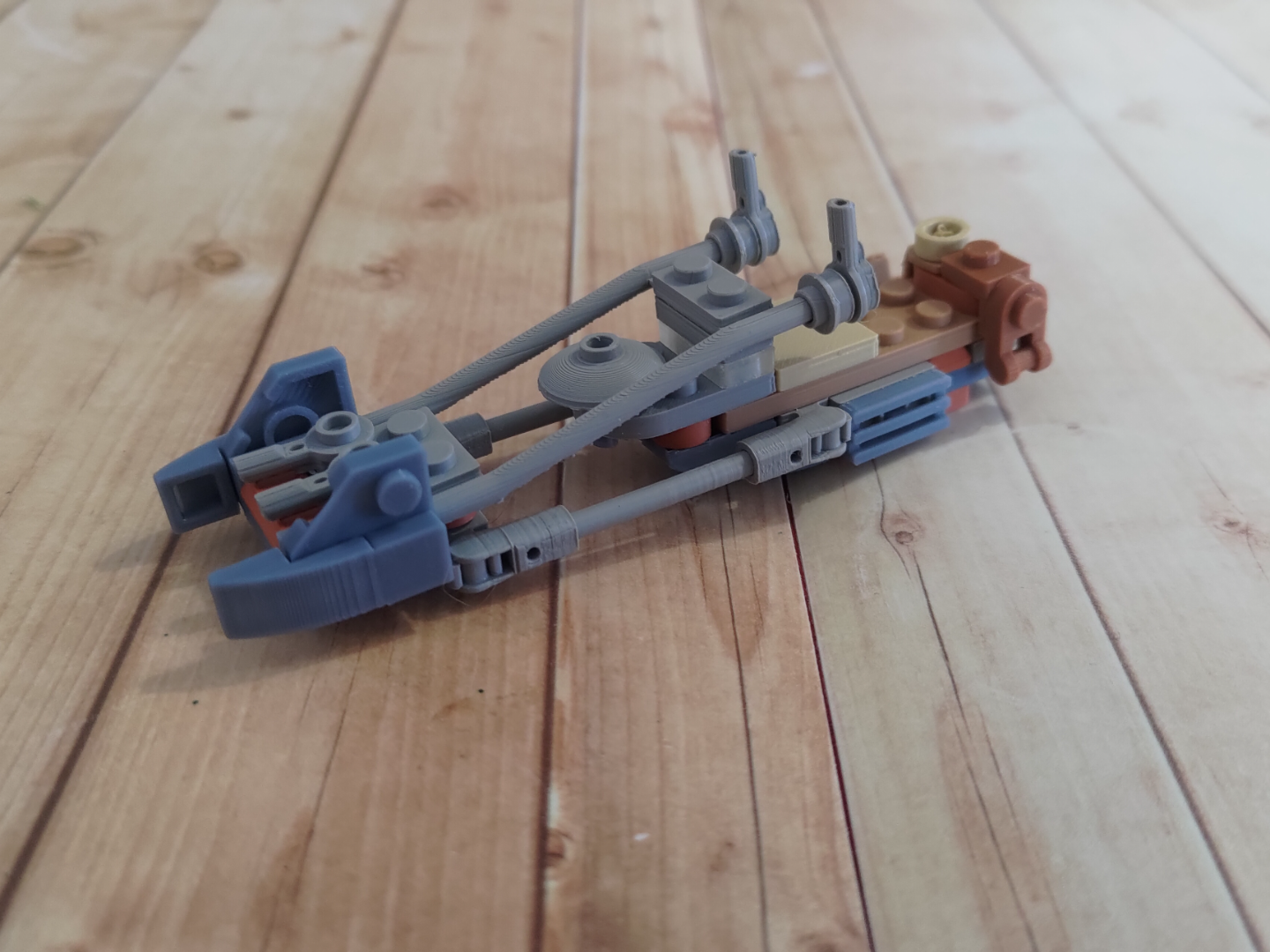 Brick Mandalorian and Grogu a speeder bike 75436
