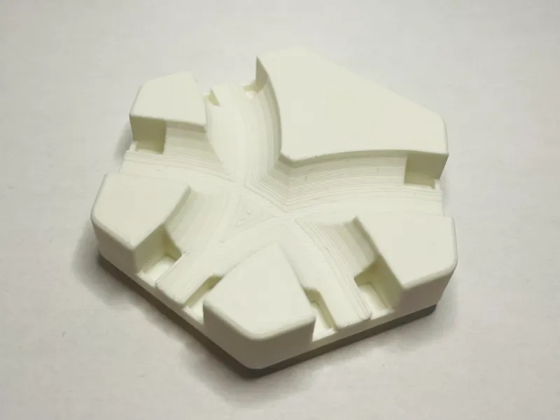 GraviTrax Three Curves Tile