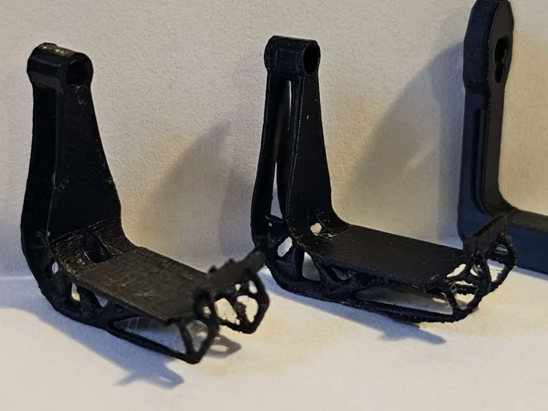 Generative Hat Hook (light-duty small hook)