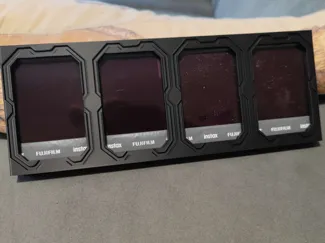 Polaroid frame (4 pictures)