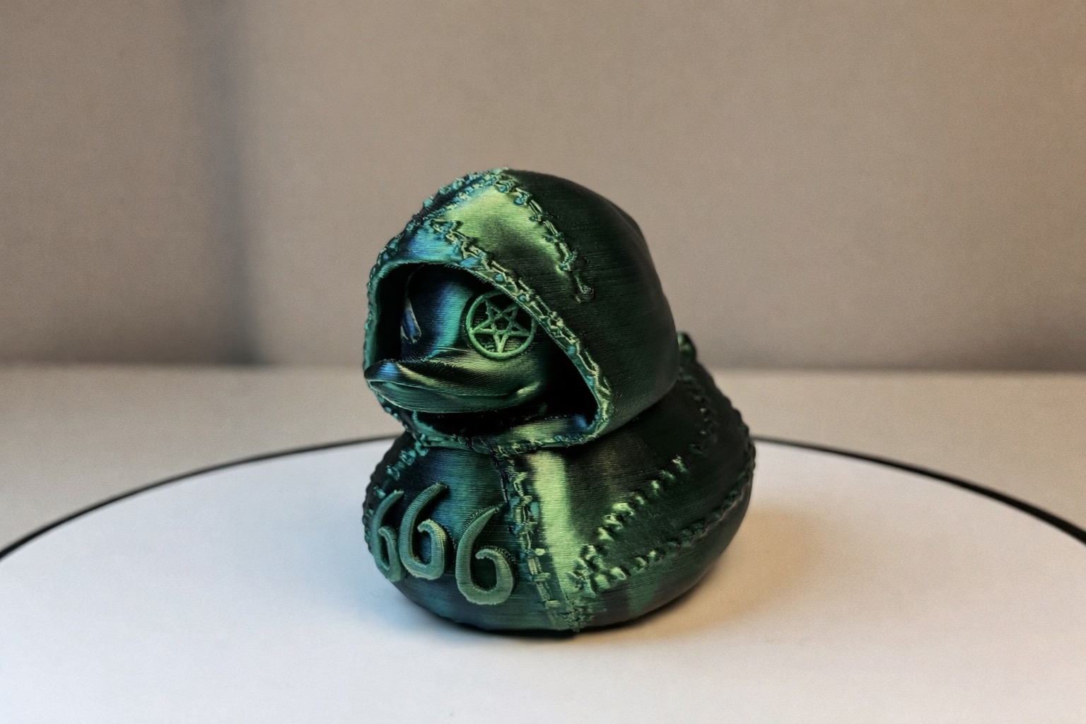 Miniatura 2 do modelo 3D Deamon Duck 2.0