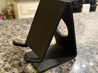 2Ds Stand 