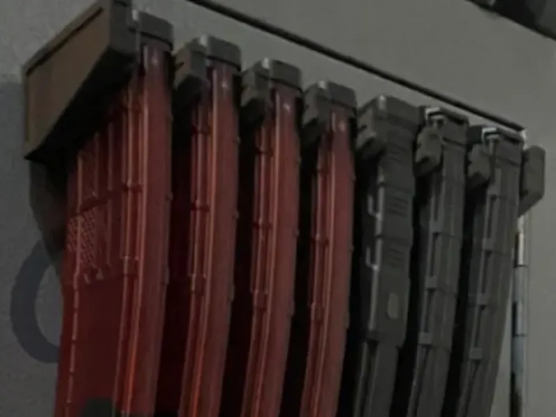 AR15 Vertical Mag Holder