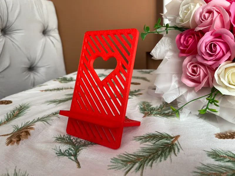 Рhone and tablet stand with heart