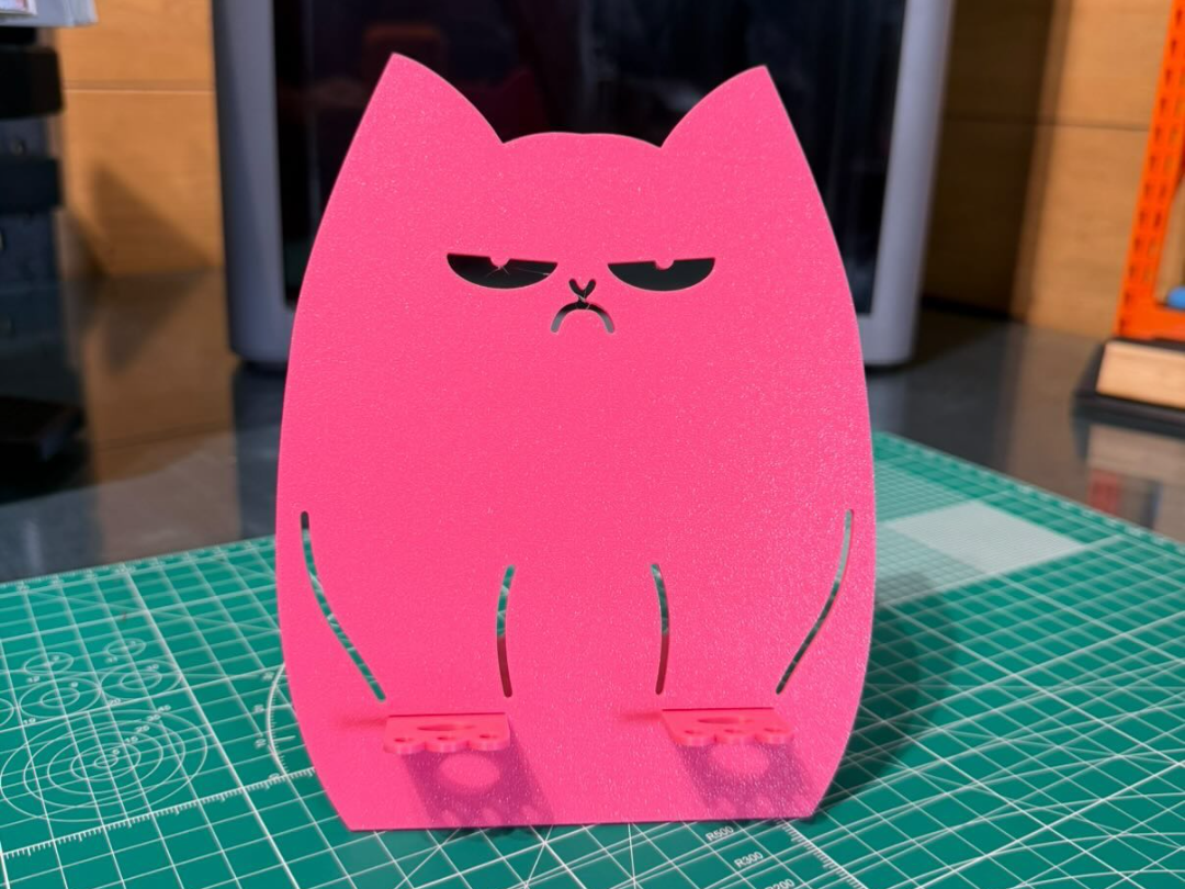 Grumpy Cat Flat Pack Display Stand