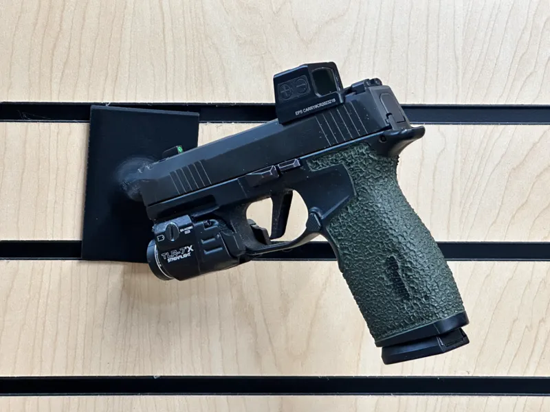 Slatwall Pistol Hanger - Large Barrel 9mm+