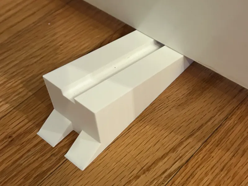 Minimalistic Door Stopper