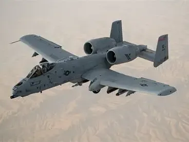 Maquette miniature de l'avion A-10