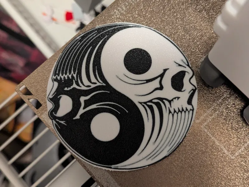 yin yang skull coaster
