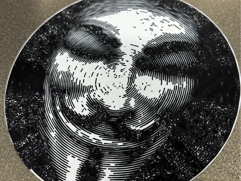 V in spiral art