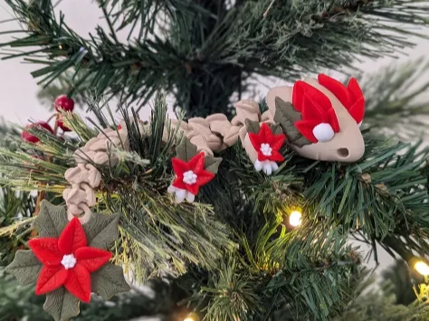 ARTICULATED CHRISTMAS DRAGON