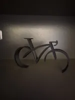Sculpture vélo minimaliste — photo 2
