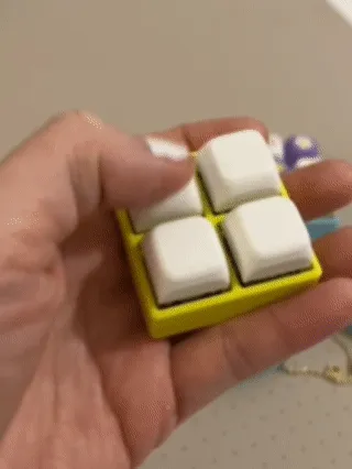 Fidget Clicker • 15 combos • satisfying clicks view 2