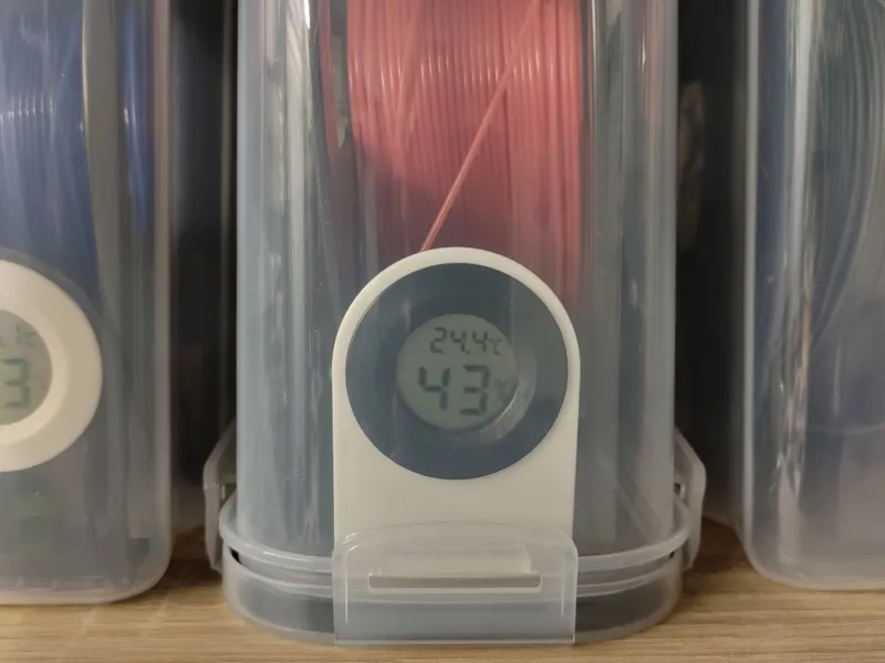 Humidity sensor holder for plastic box