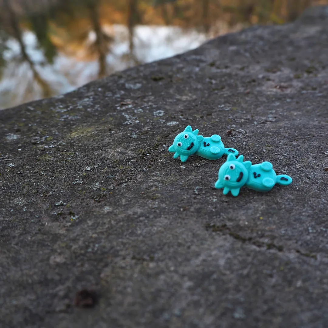 Axolotl earrings view 3