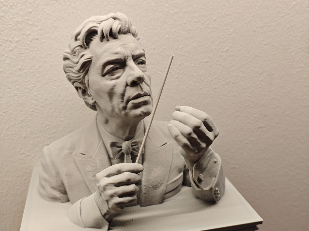 Herbert von Karajan Sculpture