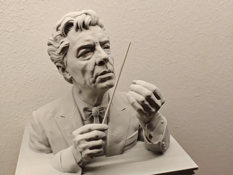 Herbert von Karajan Sculpture