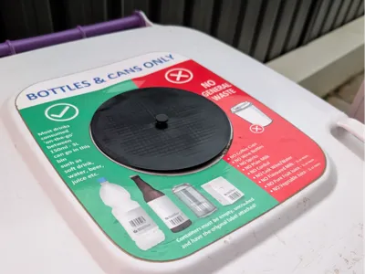 Simple Hole Cover for Recycling/Rubbish/Trash Bin