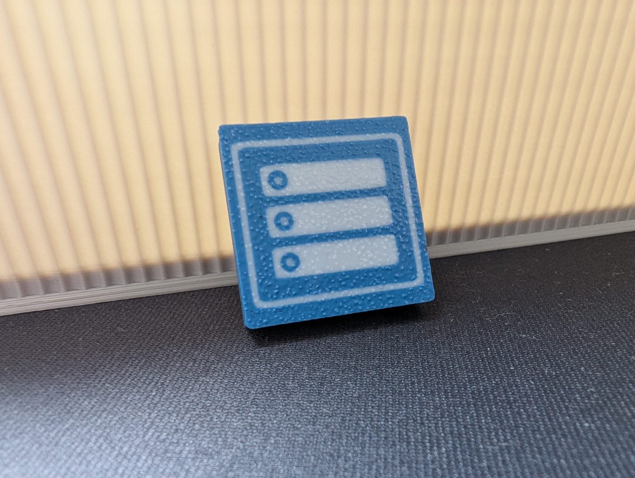 Miniatura 4 do modelo 3D Dell Optiplex Micro Custom Logos