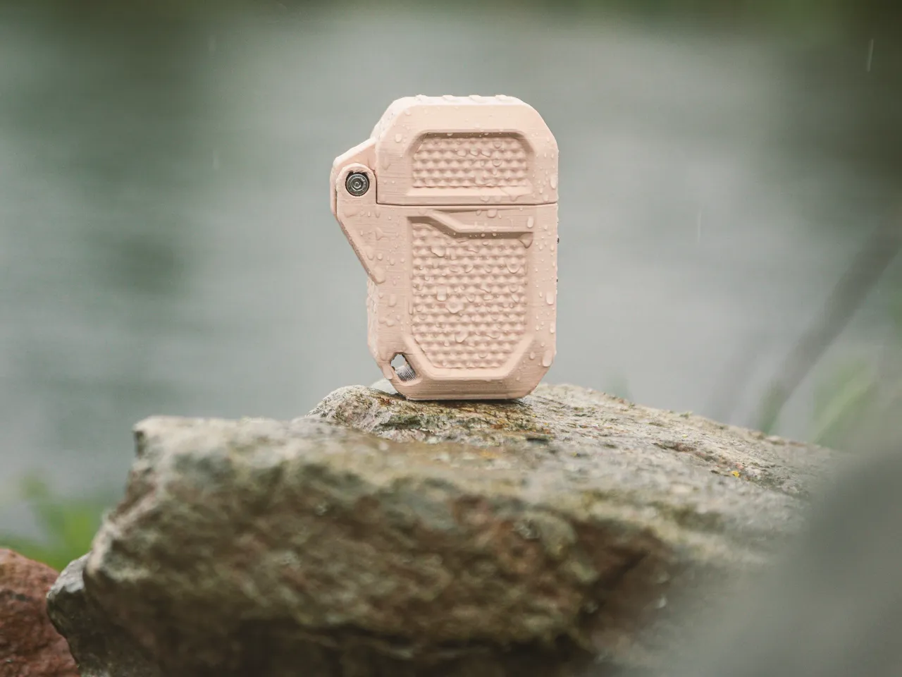 Hiking Container - Robust and Waterproof view 2