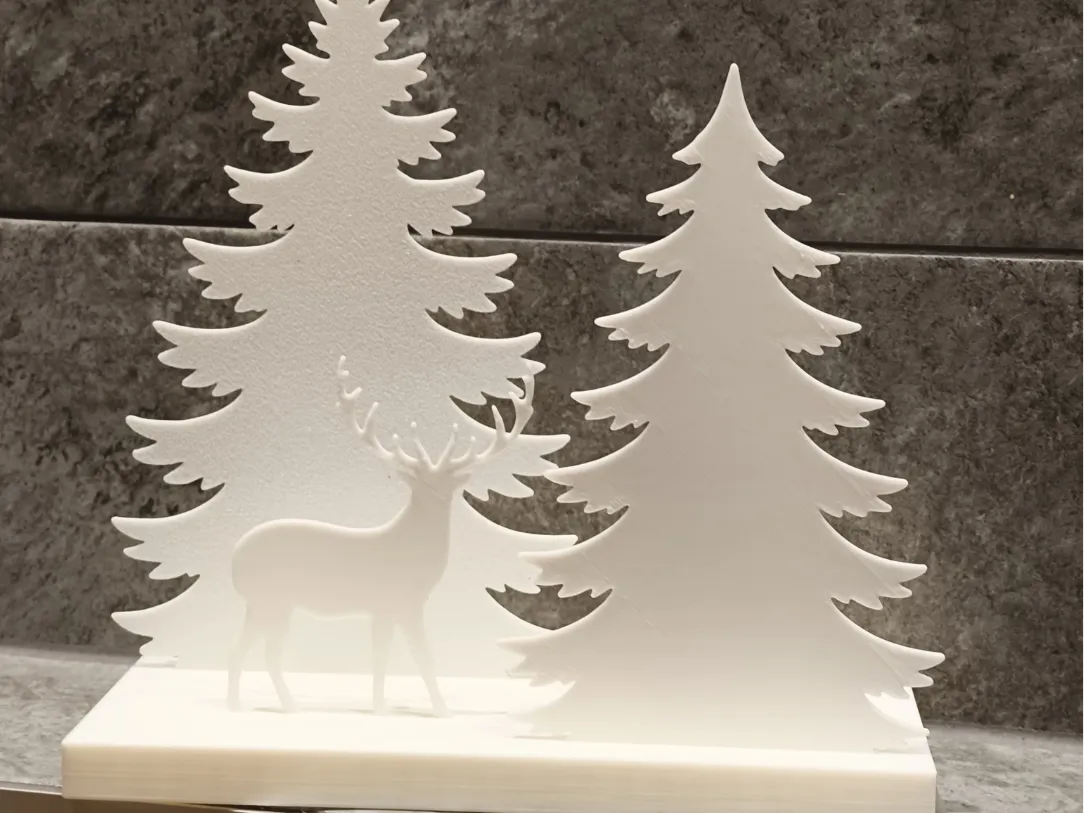 Veilleuse de Noël — cerf en forêt