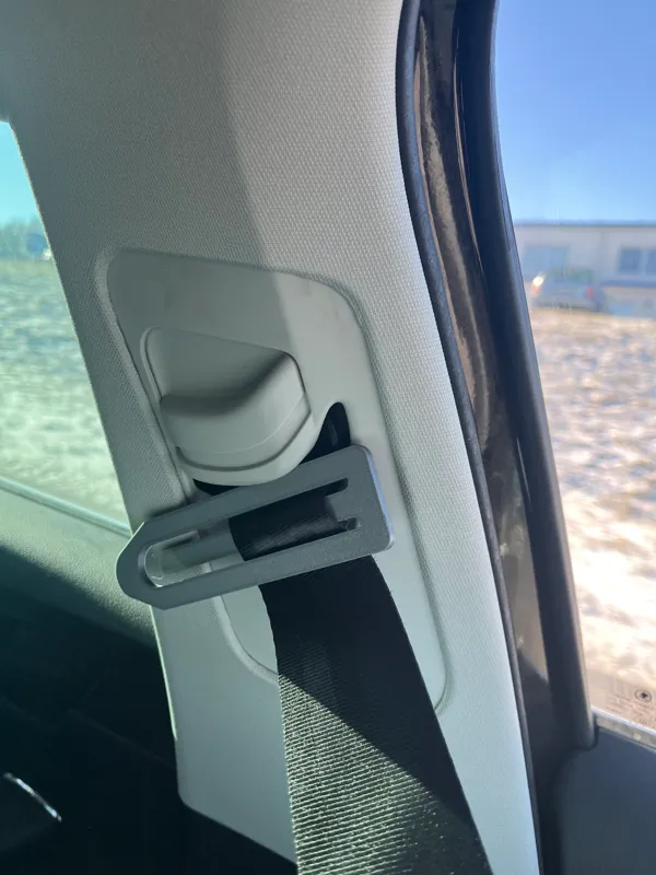 Ajusteur de ceinture de sécurité