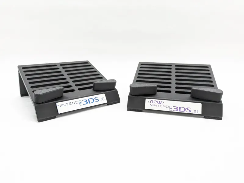 Nintendo DS / 3DS Stand with Various Nameplates