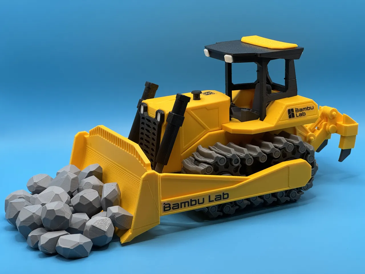 Bulldozer - CyberBrick RC view 2