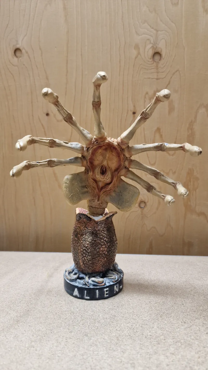 Facehugger