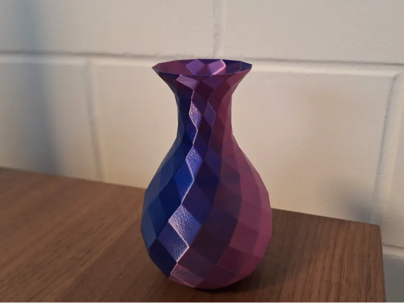 Low Poly Vase