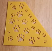 Wall with paws pattern