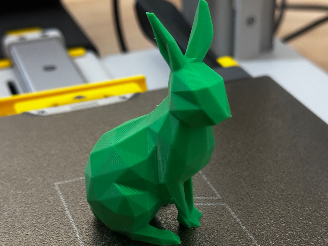 Low Poly Bunny – Decorative 3D Print