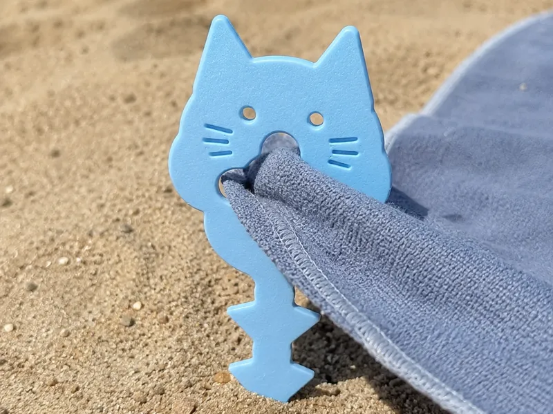 PurrPeg SandLock – Beach Towel Anchor Cat Design