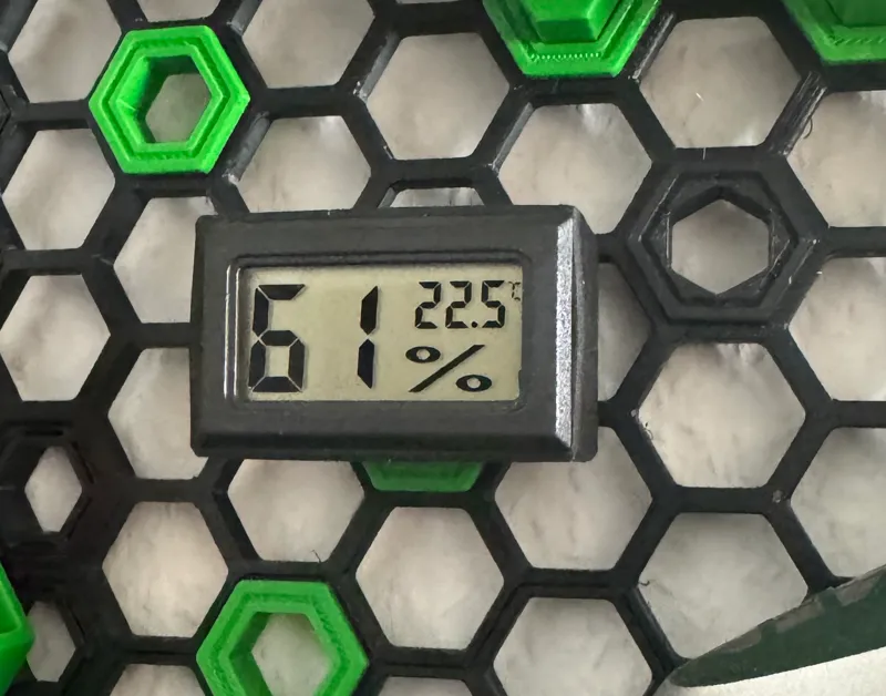 HoneyComb Hygrometer Mount 