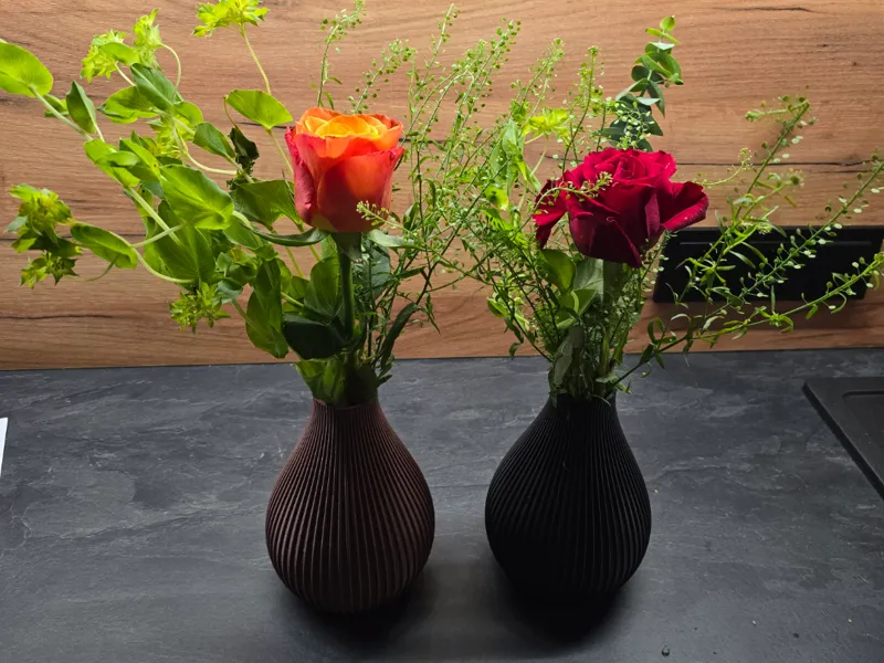 Vase 170mm gerippt
