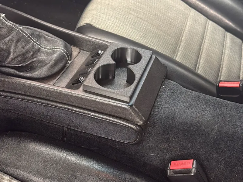 Porsche 944 cup holder for regular and redbull can