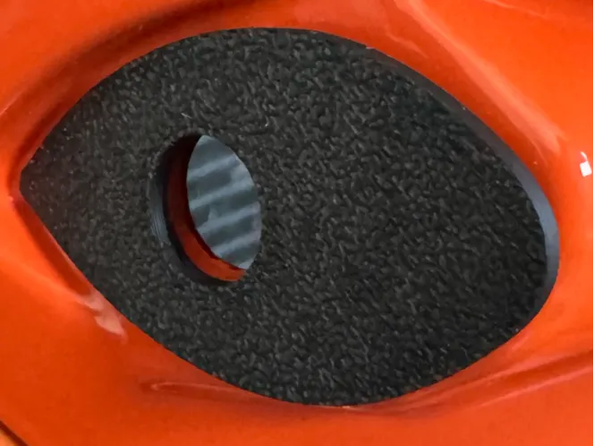 Universal cover for aftermarket front blinkers