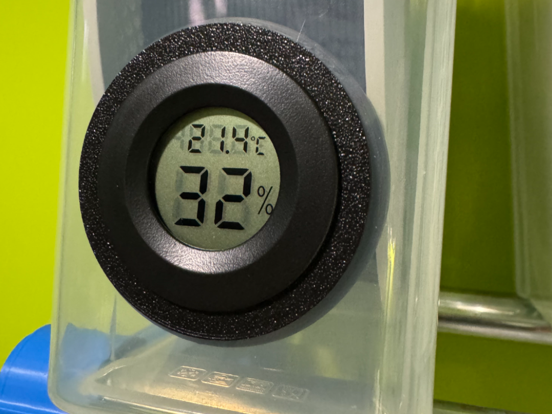 Filament Dry Box Hygrometer Mount