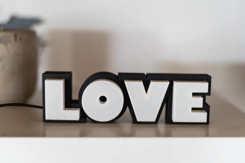 Sign Love