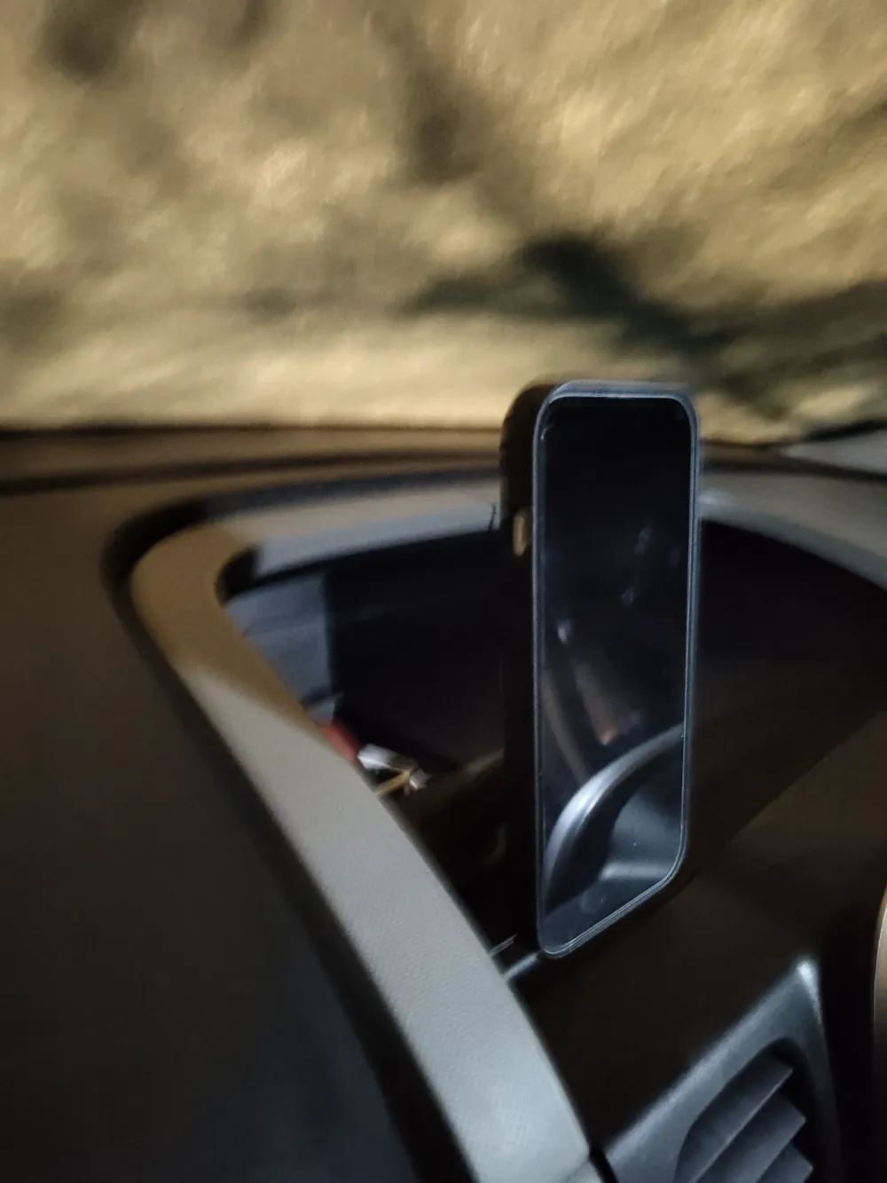 Renault Trafic Smartphone Holder Magsafe / Fiat Talento / Opel Vivaro / Nissan Primestar / Open