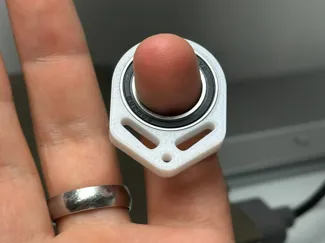 Minimalistic Key Spinner Low