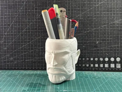 Colossal Titan Head pen stand