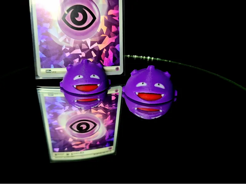 Koffing Mini Card Stand