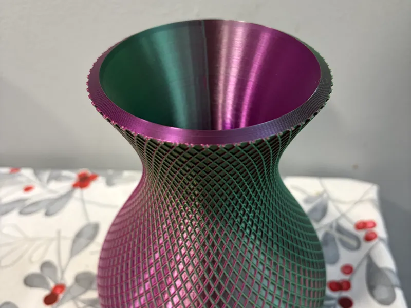 Pretty vase
