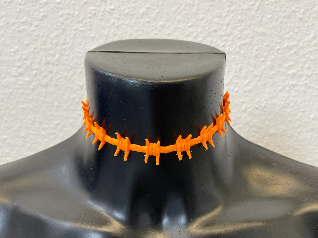 Barbed Wire Necklace choker 4 spikes TPU fashion