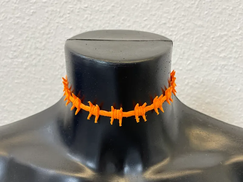 Barbed Wire Necklace choker 4 spikes TPU fashion